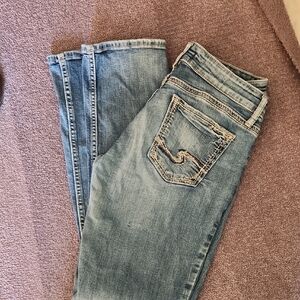 Silver Jeans Women's Straight Leg in Soft Blue